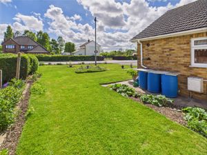 Side and Front Garden- click for photo gallery